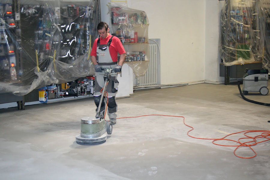 Fußbodenerneuerung 350m² Fahrradladen Bochum: Von der Untergrundvorbereitung bis zum fertigen PVC-Designbelag 5