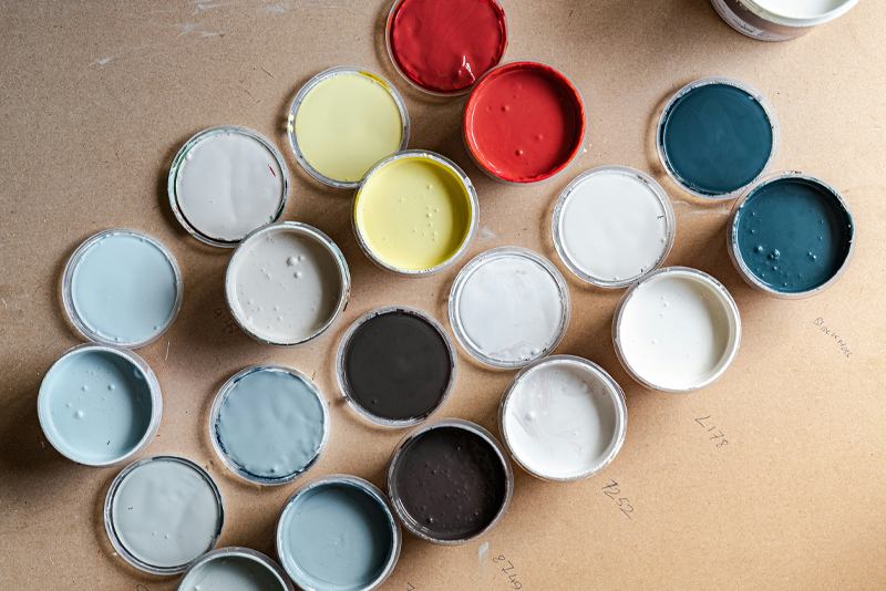 Hochwertige Wandfarben und Lacke für die Innenraumgestaltung