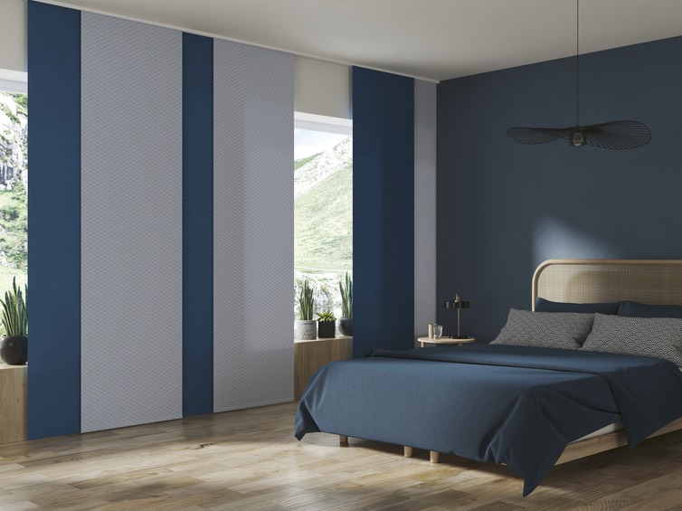 Flächenvorhang für große Fensterfront