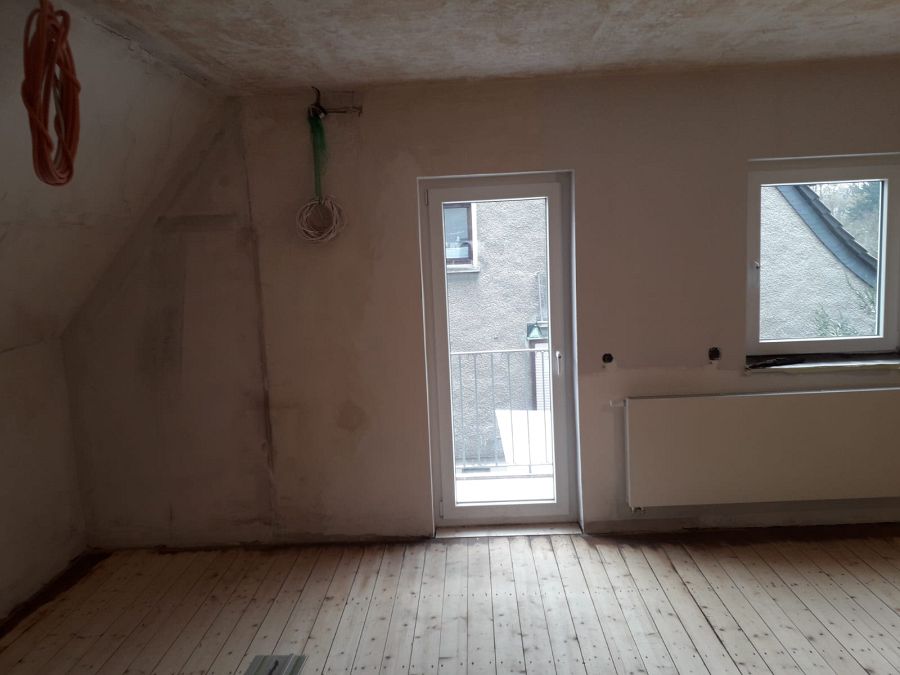 Professionelle Parkett-Aufarbeitung: Eiche Massivparkett und Holzdielen geschliffen, antikfarbig geölt und lackiert-06