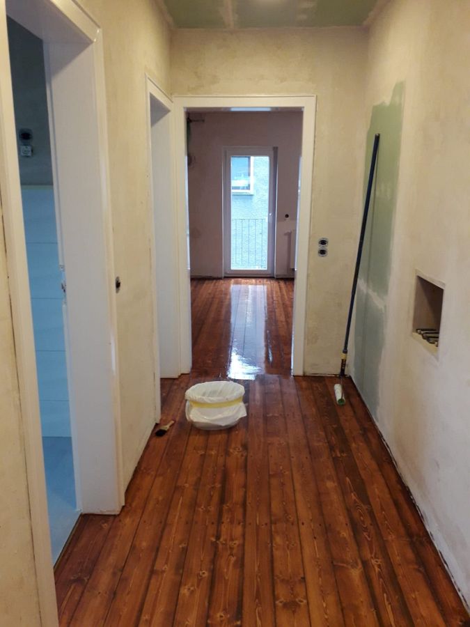 Professionelle Parkett-Aufarbeitung: Eiche Massivparkett und Holzdielen geschliffen, antikfarbig geölt und lackiert-15